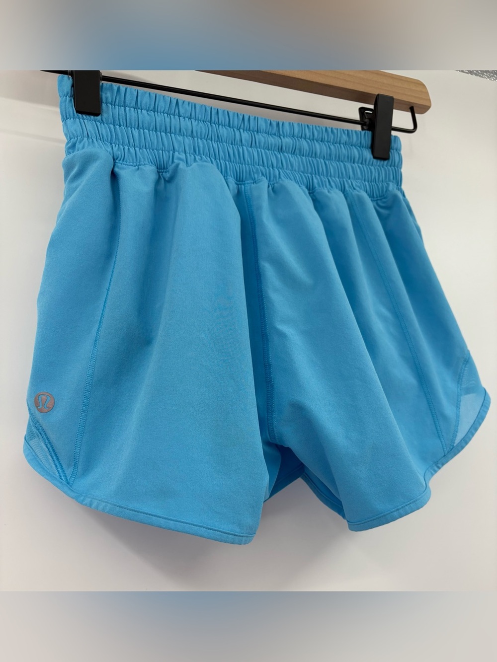 Lululemon Hotty Hot High-Rise 4” Lined Shorts Blue Size 0 - Picture 5 of 8